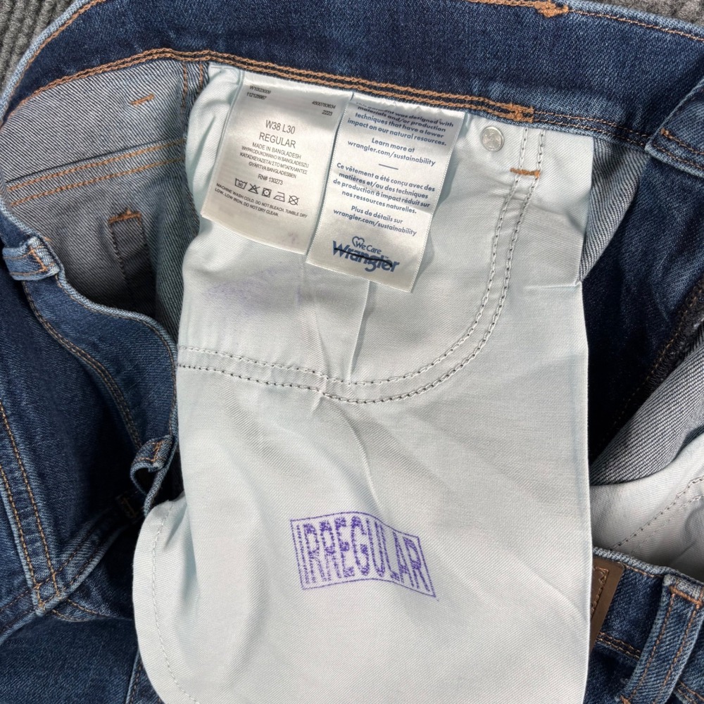 New Wrangler Durable Basic Regular Fit Stonewash … - image 5